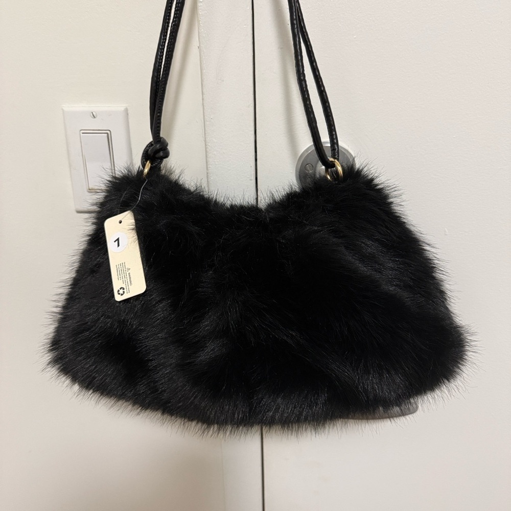 NWT Black Fluffy Faux Fur Shoulder Bag. - Picture 2 of 8